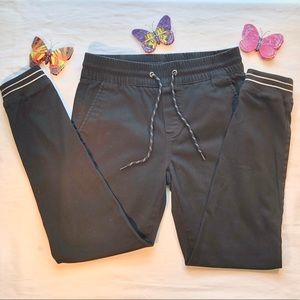 Forever 21 Men’s Black Joggers, Sz 29, pre-owned, pet/smoke free home
